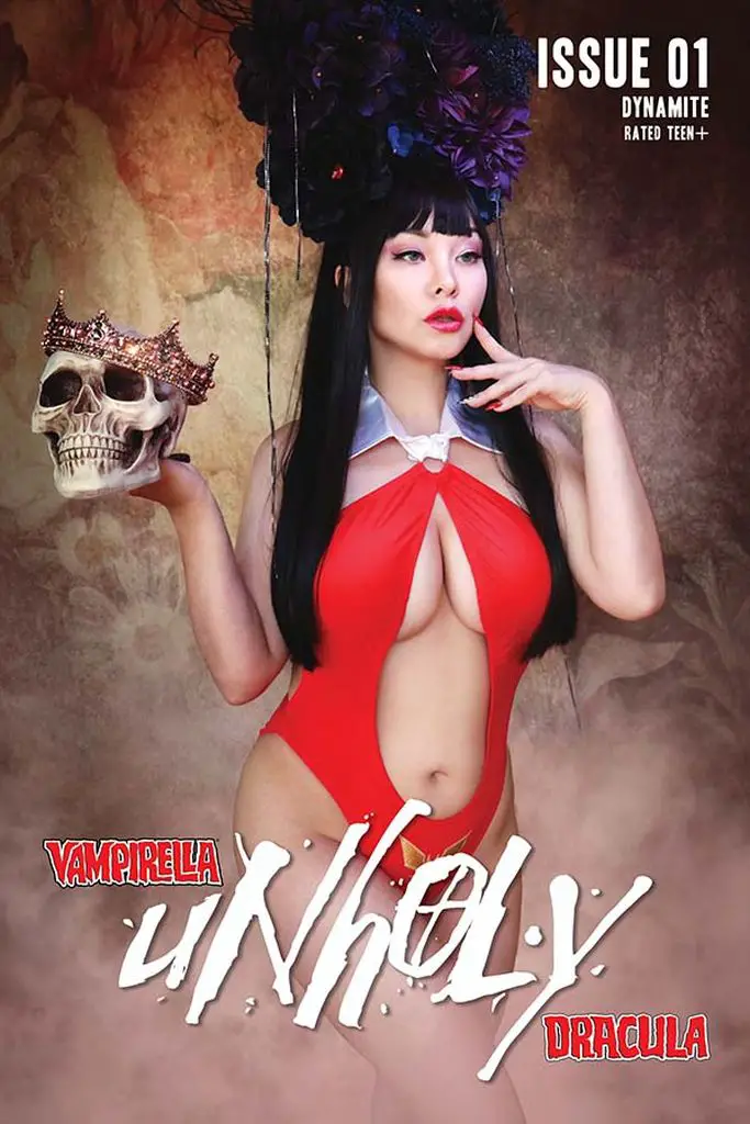 Vampirella-Dracula-Unholy #1 cover F by Ani-Mia cosplay